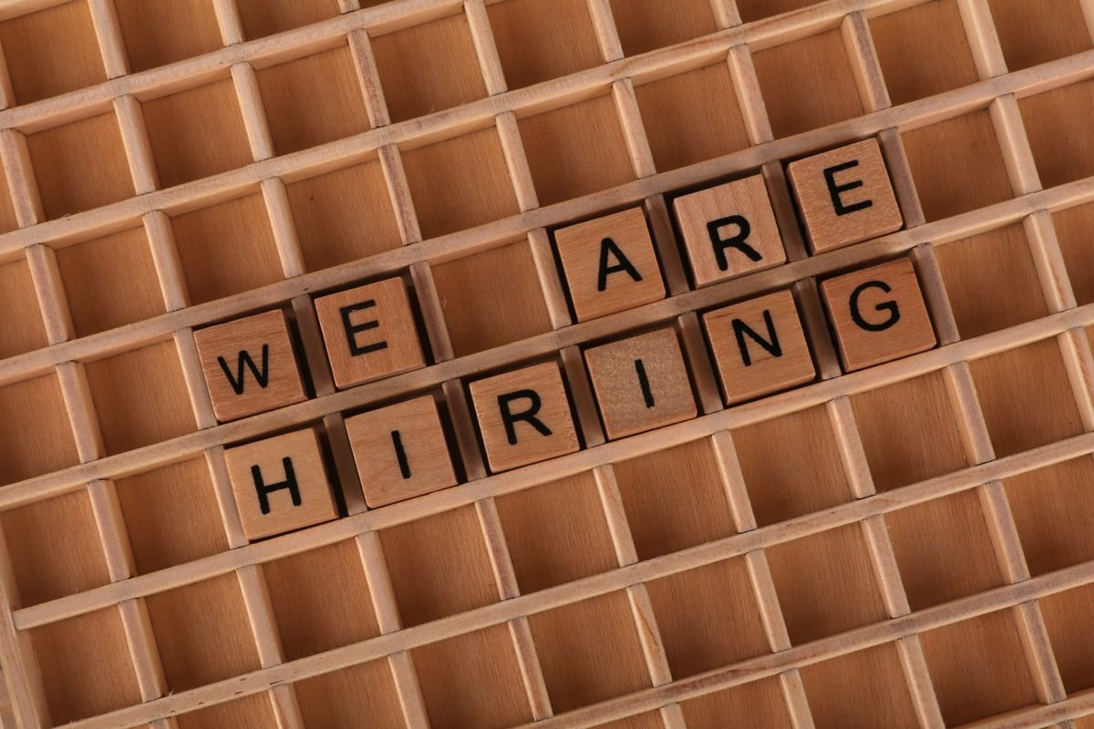 HR recruiter conducting a fair, non-discriminatory job interview in line with TAFEP guidelines